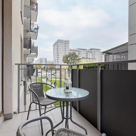 Wawrzyszewska By Renters * Варшава